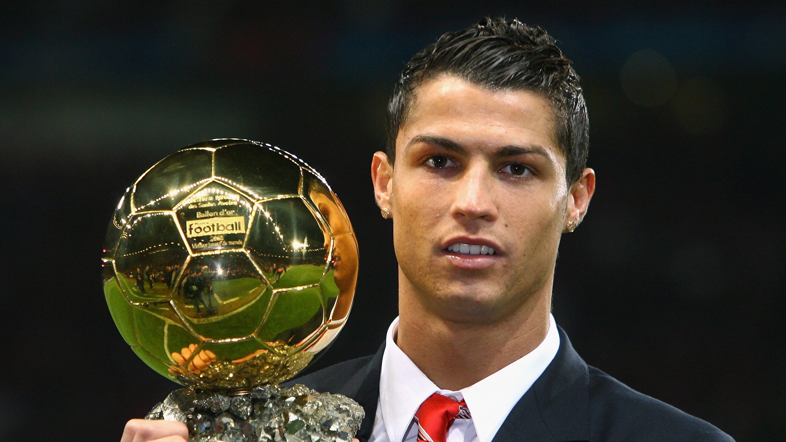 西甲足球产业链发展提速，带动整体经济，西甲球队价值